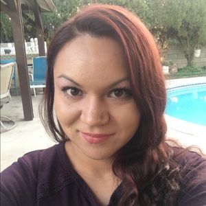 Meet your Posher, Kendra